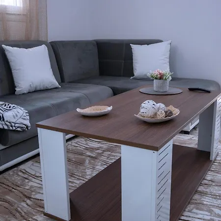 Appartement Luxe Suite, Chrysa's Private Getaway *