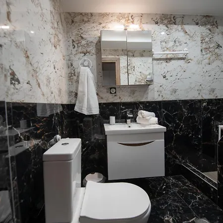 Luxe Suite, Chrysa's Private Getaway Appartement Thessalonique