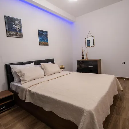 Appartement Luxe Suite, Chrysa's Private Getaway