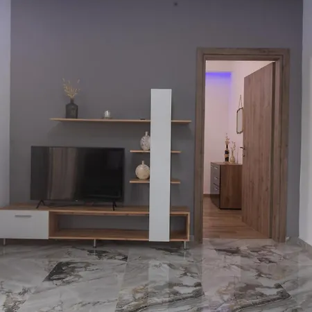 Appartement Luxe Suite, Chrysa's Private Getaway