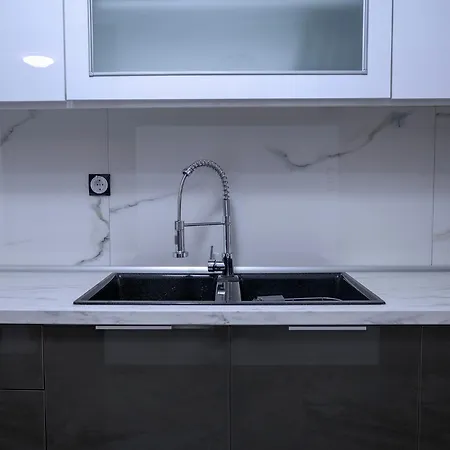 Luxe Suite, Chrysa's Private Getaway Soluň